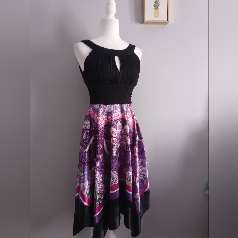 Collection dress barn Dress Asimetric  color black and purple size 6  Zipper New